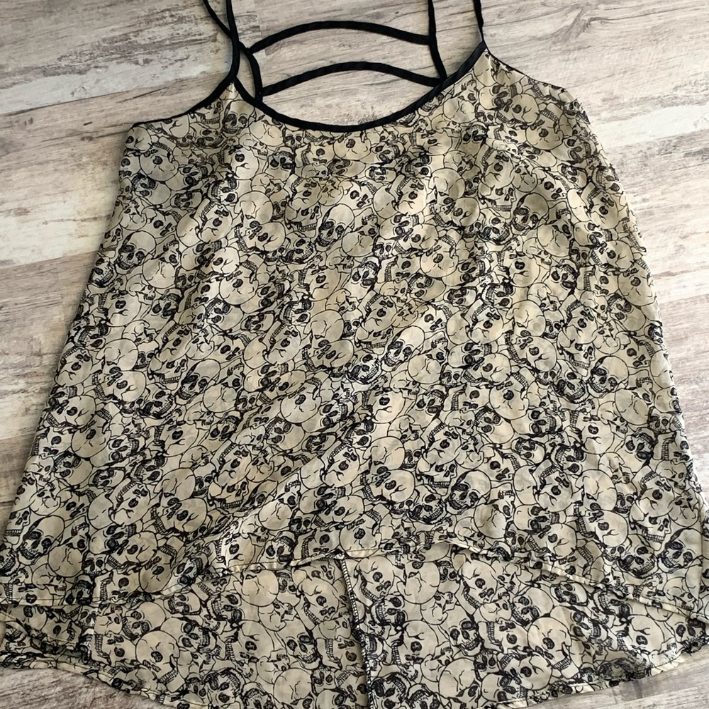Skull shirt 💀